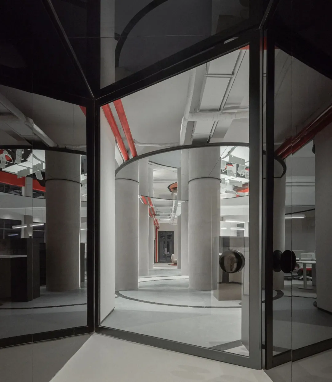 活性空間辦公室裝修案例 | 紅色因子喚醒空間新生 活性空間辦公室裝修案例 | 紅色因子喚醒空間新生