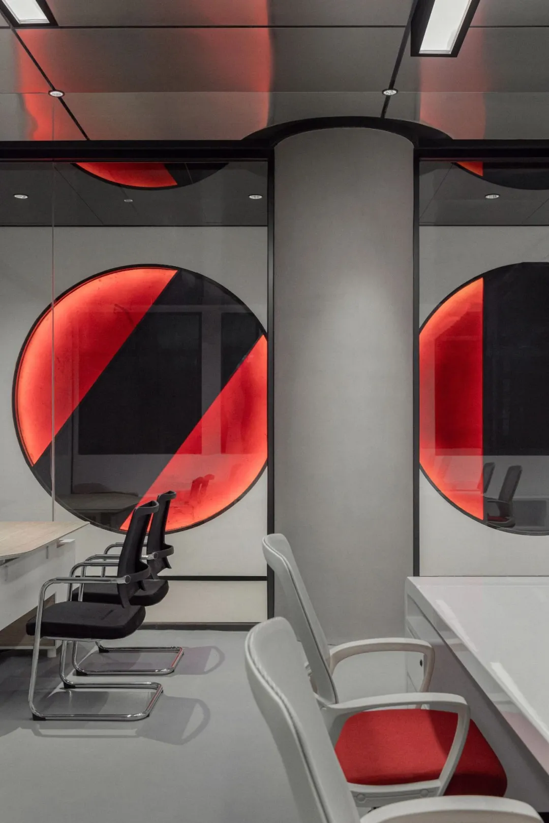 活性空間辦公室裝修案例 | 紅色因子喚醒空間新生 活性空間辦公室裝修案例 | 紅色因子喚醒空間新生