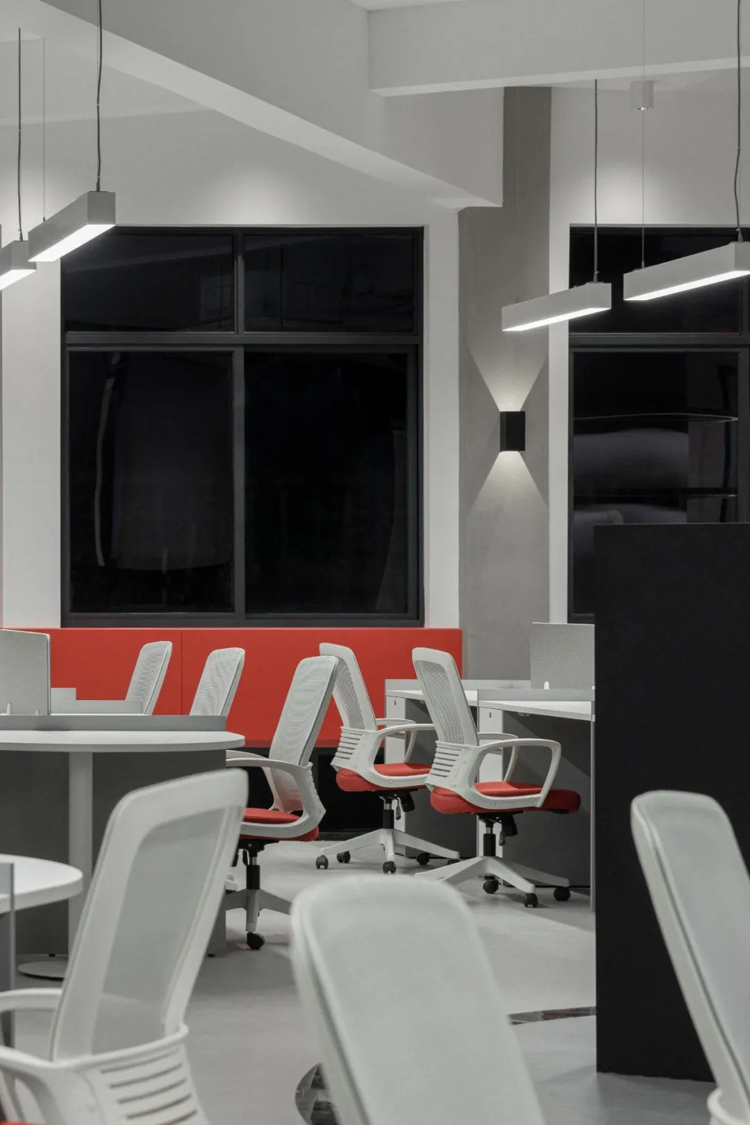 活性空間辦公室裝修案例 | 紅色因子喚醒空間新生 活性空間辦公室裝修案例 | 紅色因子喚醒空間新生