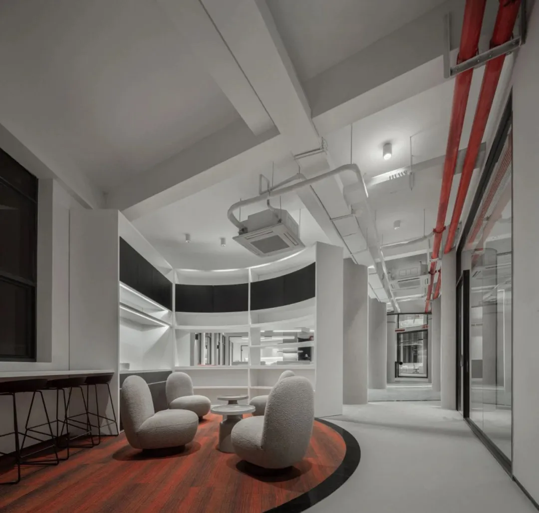 活性空間辦公室裝修案例 | 紅色因子喚醒空間新生 活性空間辦公室裝修案例 | 紅色因子喚醒空間新生